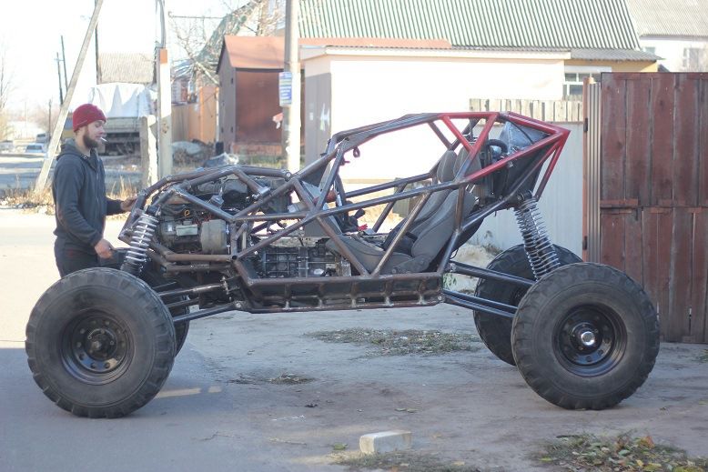 Багги Constrictor 4x4 Багги Constrictor 4x4