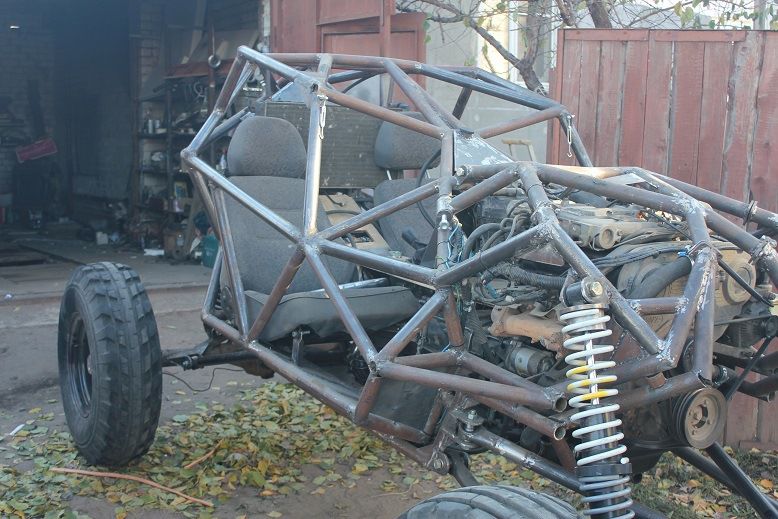 Багги Constrictor 4x4 Багги Constrictor 4x4