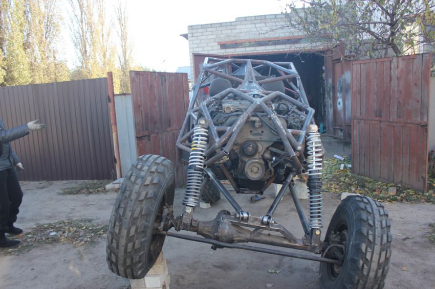 Багги Constrictor 4x4 Багги Constrictor 4x4