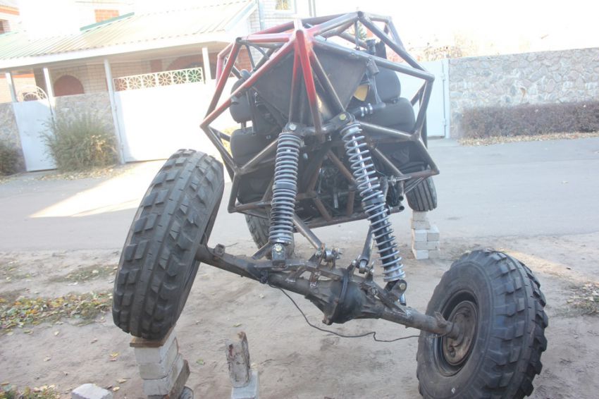 Багги Constrictor 4x4 Багги Constrictor 4x4